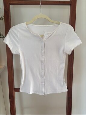 White Ribbed Button-Front Women's Top
